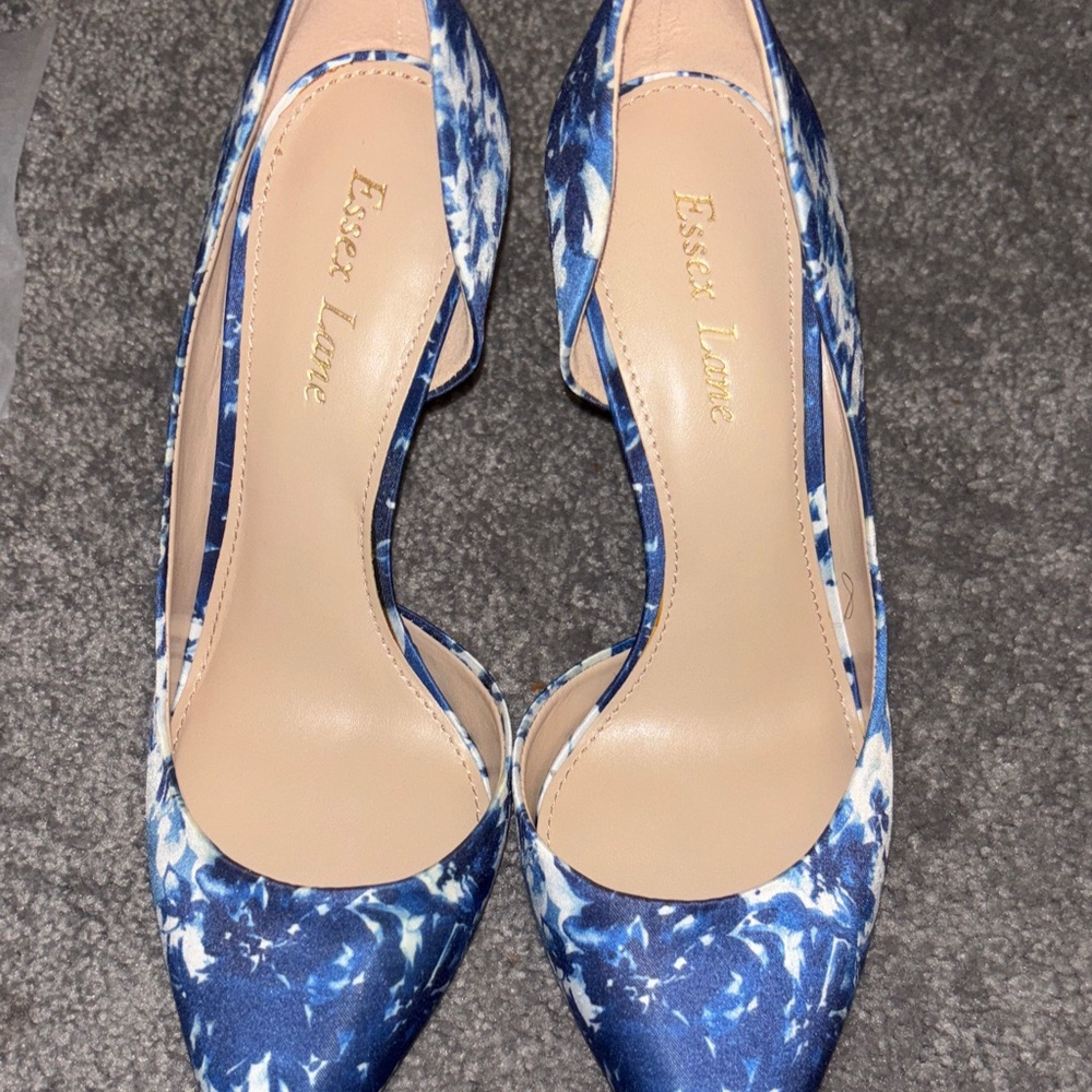 Essex Lane Women's Blue Patterned Heels